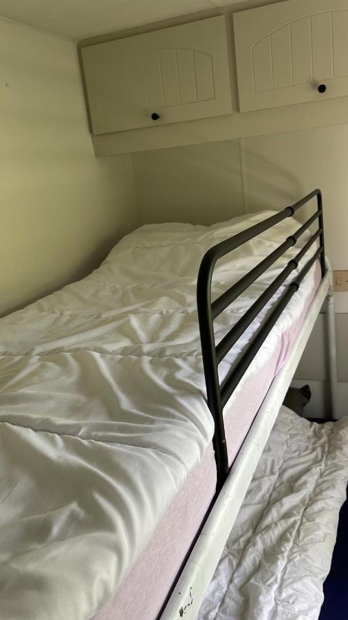 Chalet 4-6 Personen Op 5* Camping Terspegelt Eersel Kültér fotó